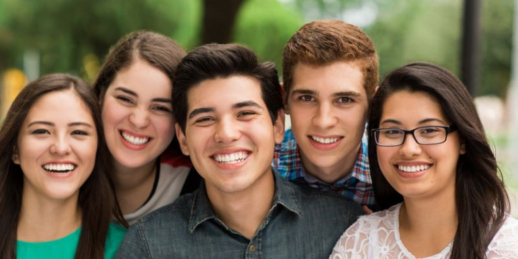Jóvenes / Youths
