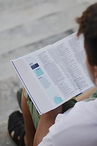 NVI, La Biblia Telos para Jóvenes, Revisión 2022, Tapa dura, Interior a dos colores, Comfort Print: Una guía para el estudiante a través de las Escrituras