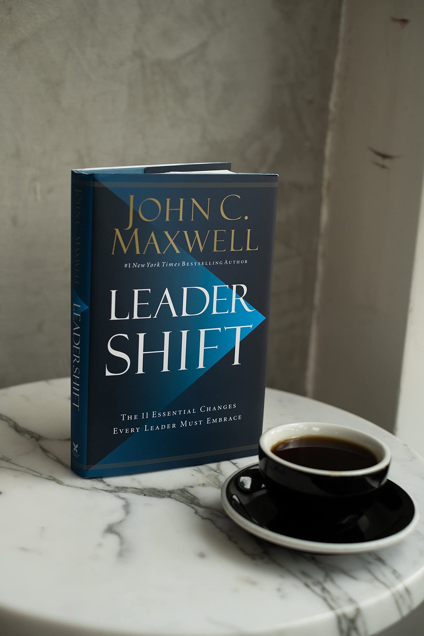 Leadershift: The 11 Essential Changes Every Leader Must Embrace