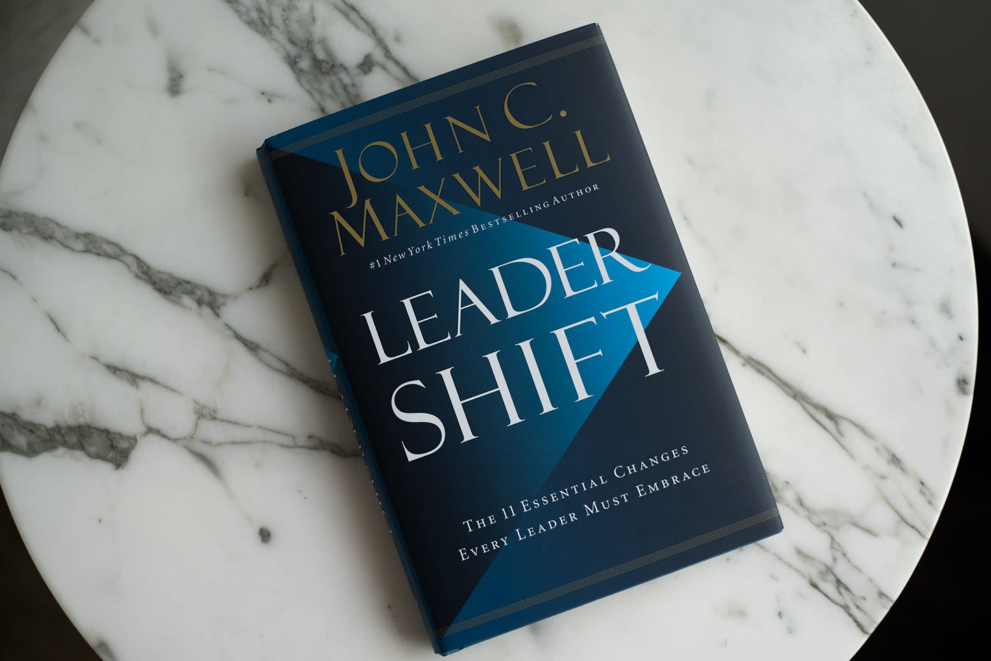 Leadershift: The 11 Essential Changes Every Leader Must Embrace