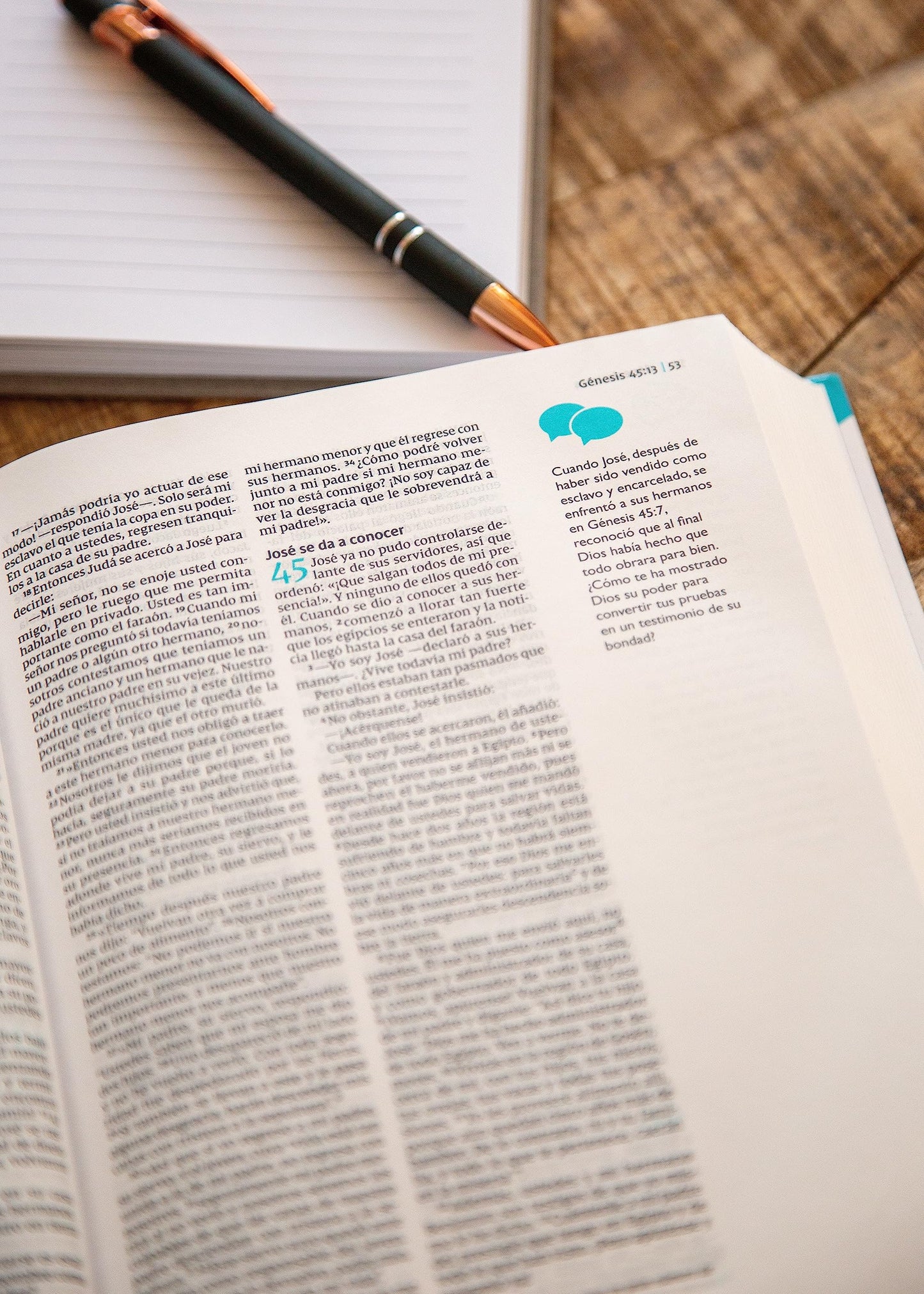 NVI, La Biblia Telos para Jóvenes, Revisión 2022, Tapa dura, Interior a dos colores, Comfort Print: Una guía para el estudiante a través de las Escrituras