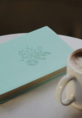 NVI Biblia de la Mamá Ocupada, Leathersoft, Truquesa, Edición Letra Roja: Inspiración Diaria Aun Cuando Solo Tienes Un Minuto