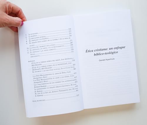 Etica Cristiana / Christian Ethics (Spanish Edition)