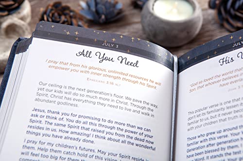 In Jesus' Arms: 365 Days of Prayer for Your Children