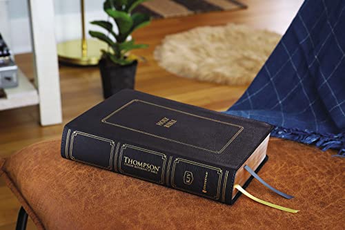 KJV, Thompson Chain-Reference Bible, Leathersoft, Black, Red Letter, Comfort Print