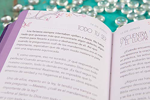 Mi Tiempo Con Dios Para Mujeres: 365 Días Devocionario