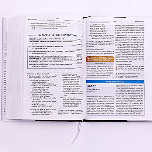 NIV, Maxwell Leadership Bible, 3rd Edition, Premium Bonded Leather, Burgundy, Comfort Print: Holy Bible, New International Version