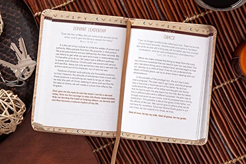 A Little God Time for Men: 365 Daily Devotions