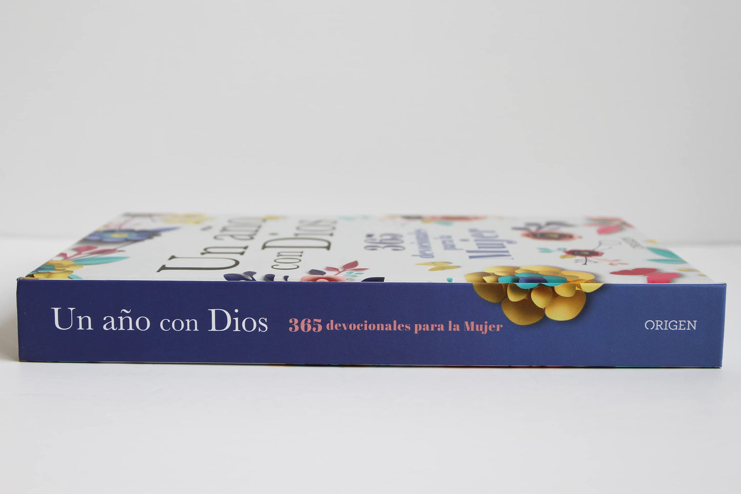 Un año con Dios. 365 devocionales para la mujer