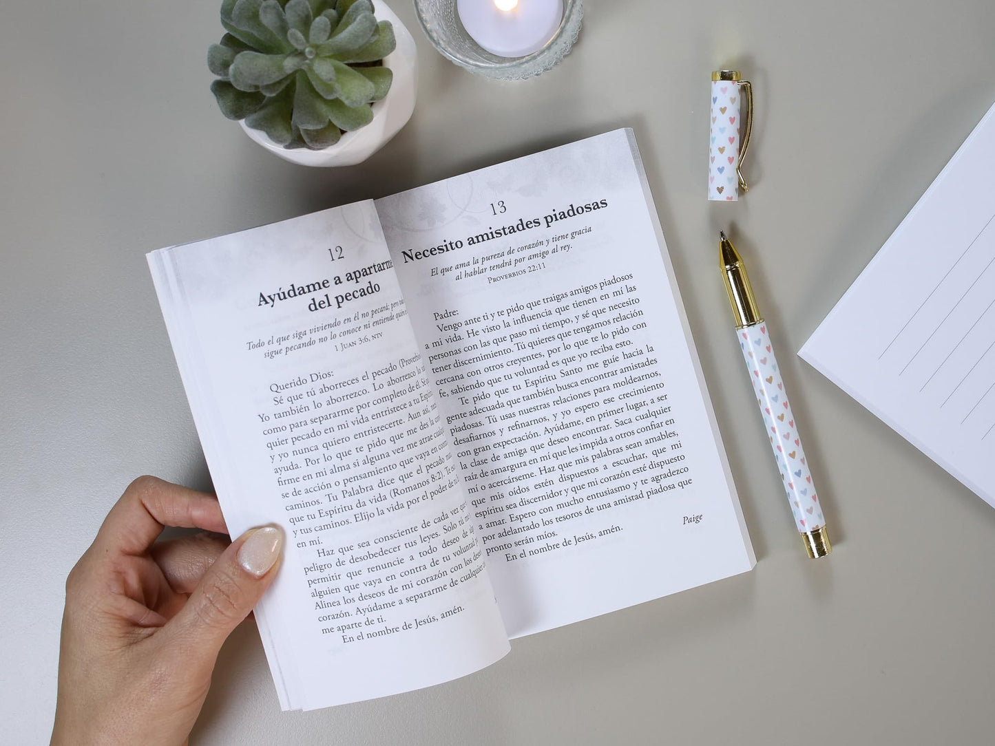 LIBRO DE LAS ORACIONES PARA LAS JOVENES