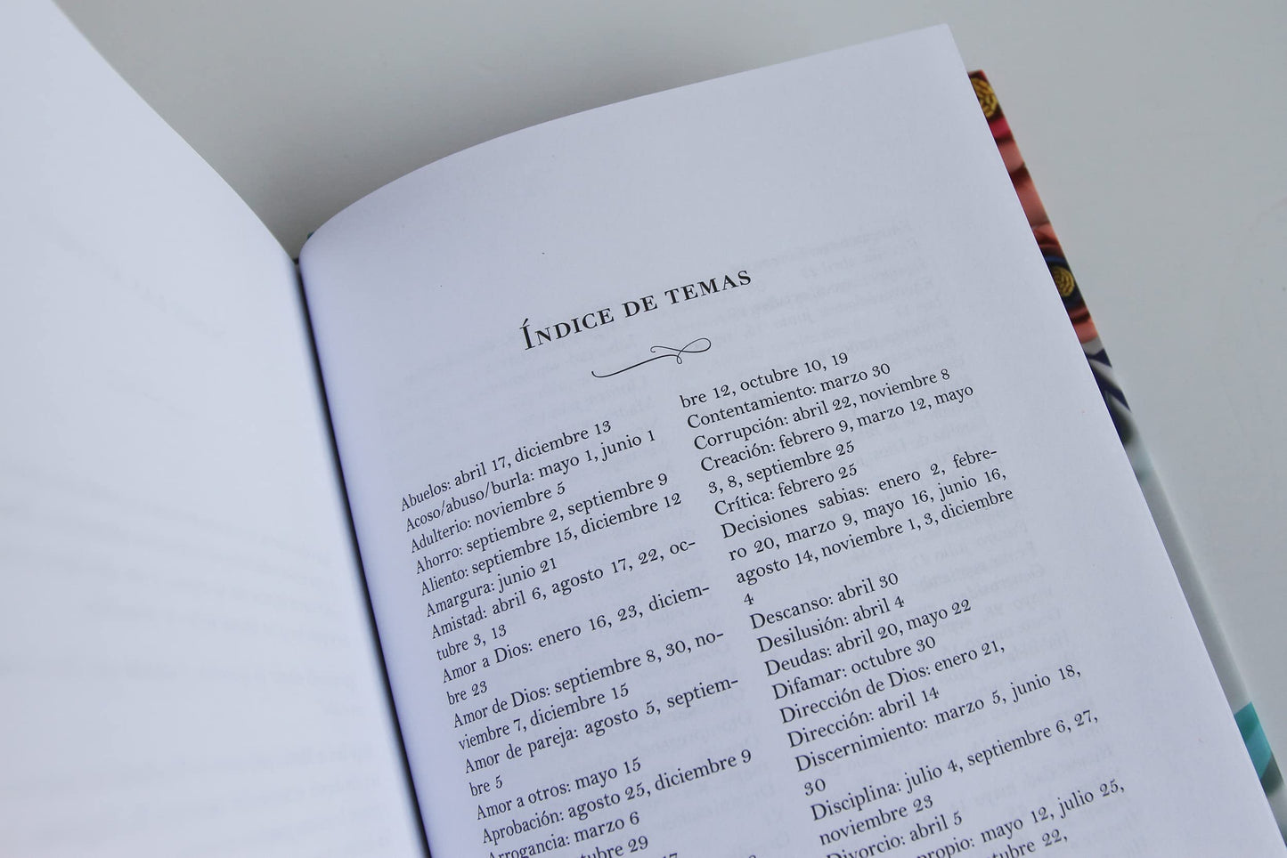 Un año con Dios. 365 devocionales para la mujer