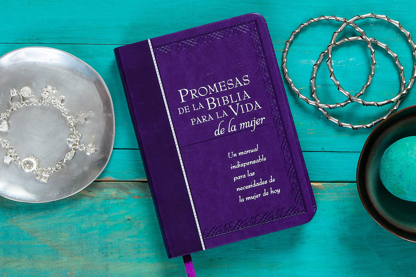 Promesas de la Biblia Para La Vida de la Mujer: Un Manual Indispensable Para Cada Una de Sus Necesidades