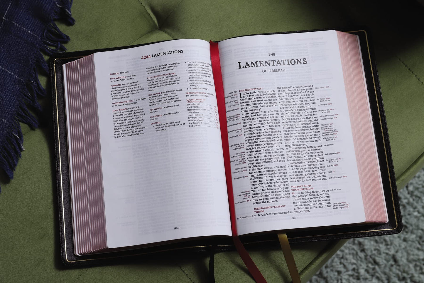 KJV, Thompson Chain-Reference Bible, Premium Goatskin Leather, Black, Premier Collection, Art Gilded Edges, Black Letter, Comfort Print