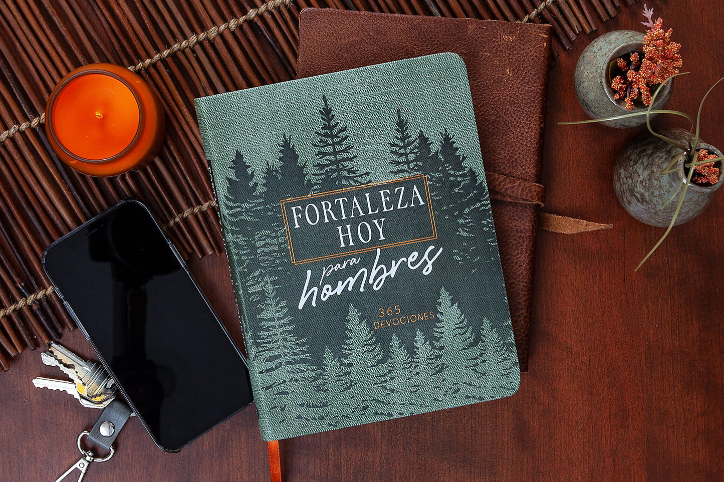 Forteleza Hoy Para Hombres: 365 Devociones