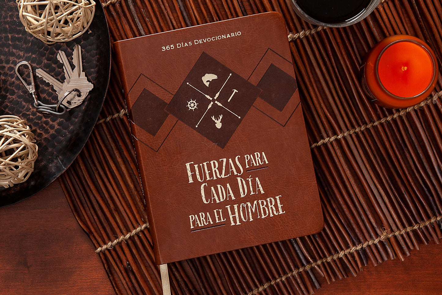 Fuerzas Para Cada Día Para El Hombre: 365 Días Devocionario