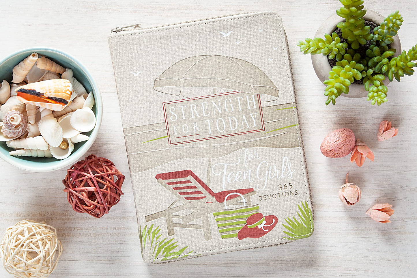 Strength for Today for Teen Girls: 365 Devotions