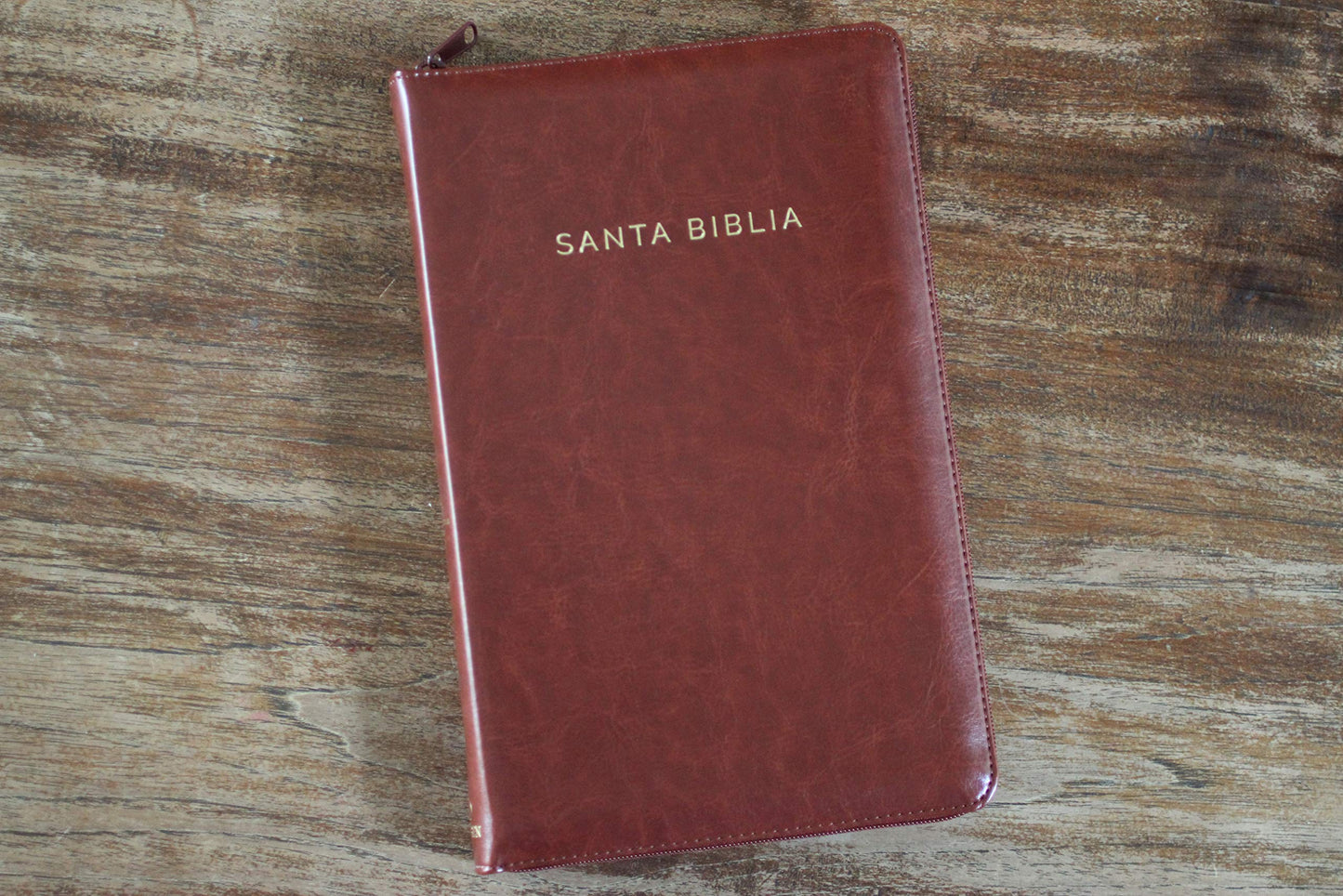 Biblia Reina Valera 1960 letra grande. Símil piel canela, cremallera, tamaño manual