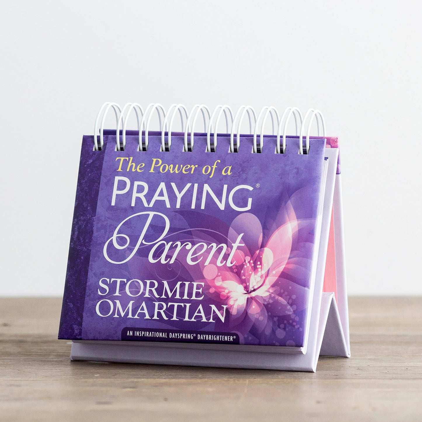 DaySpring - Stormie Omartian - El poder de un padre rezando - un inspirador DaySpring DayBrightener - Calendario perpetuo (71351)