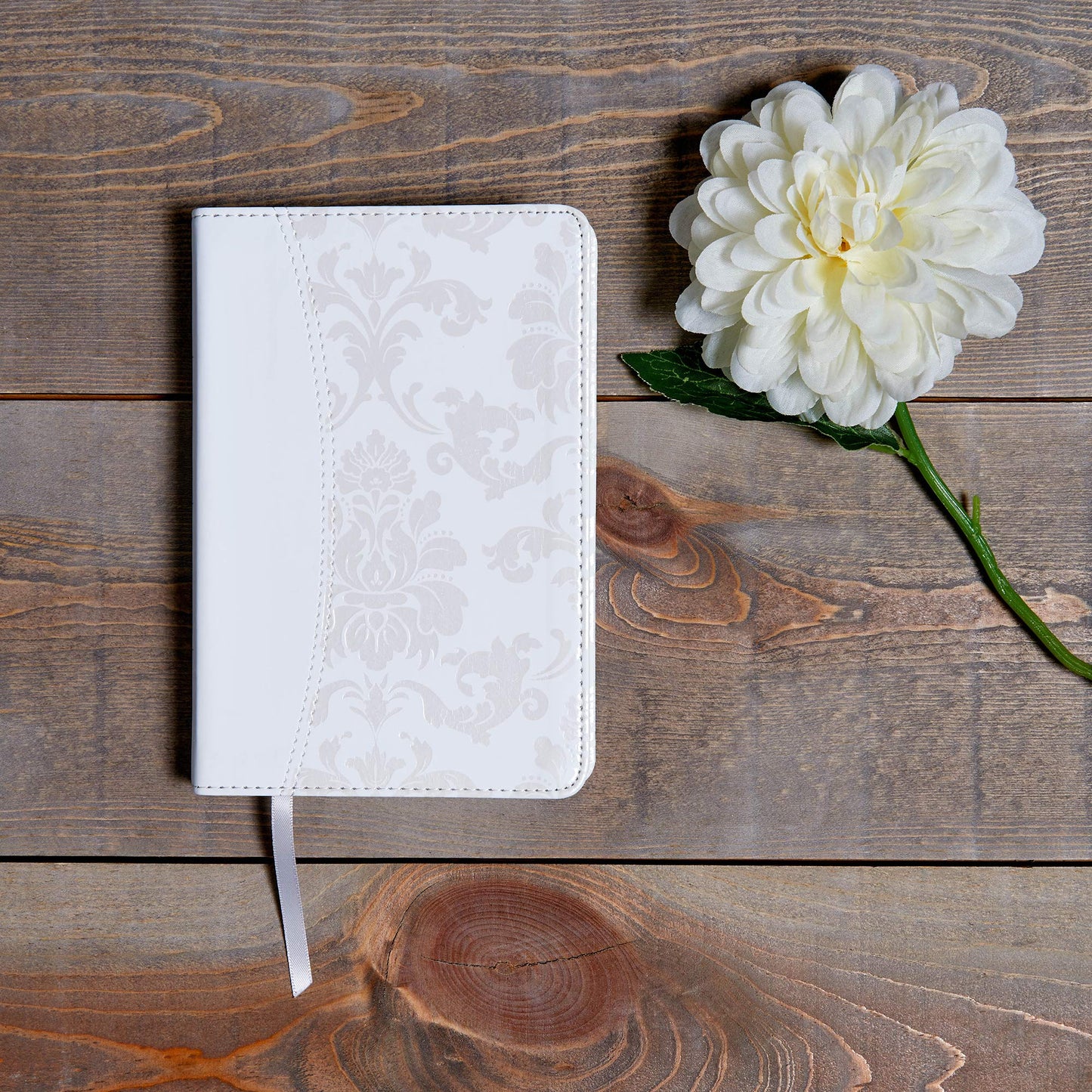 CSB Bride's Bible, White Leathertouch